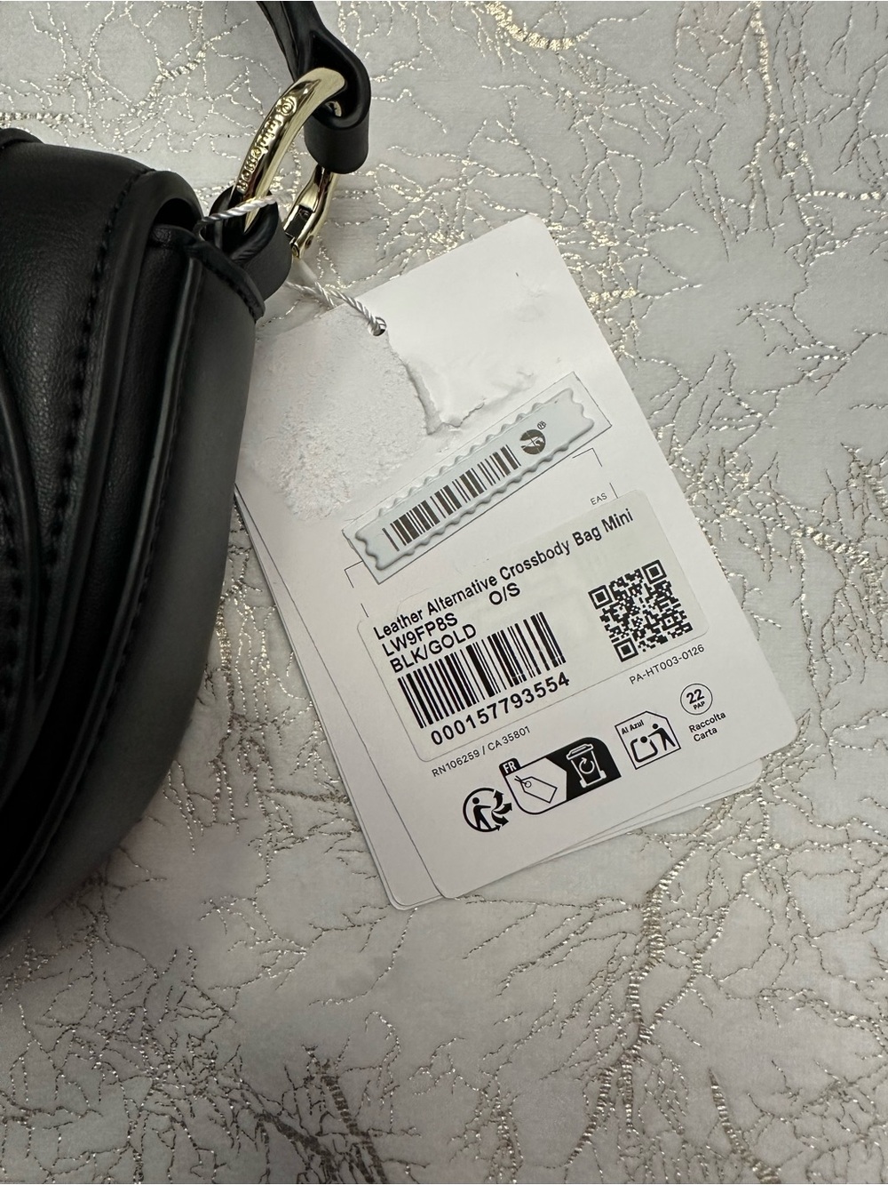 Lululemon Black Leather alternative crossbody Bag Mini - Picture 4 of 4